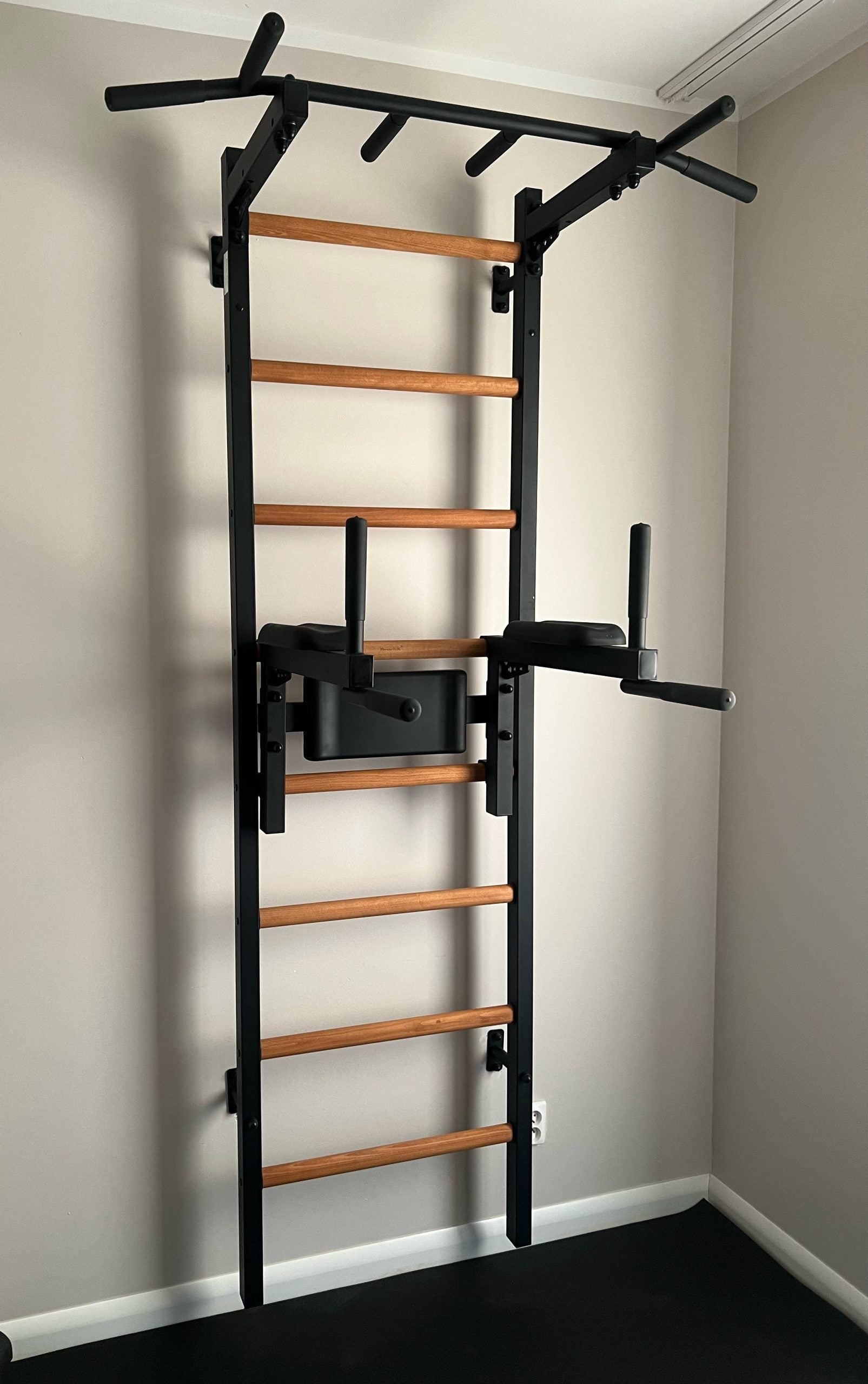 BenchK 222B