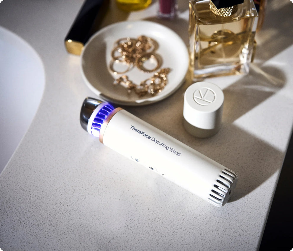 TheraFace Depuffing Wand Blanco