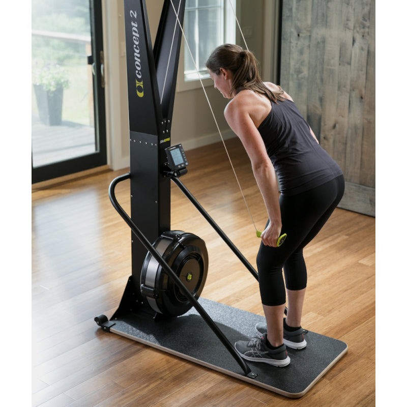 Concept2 SkiErg PM5 con Estructura de Apoyo