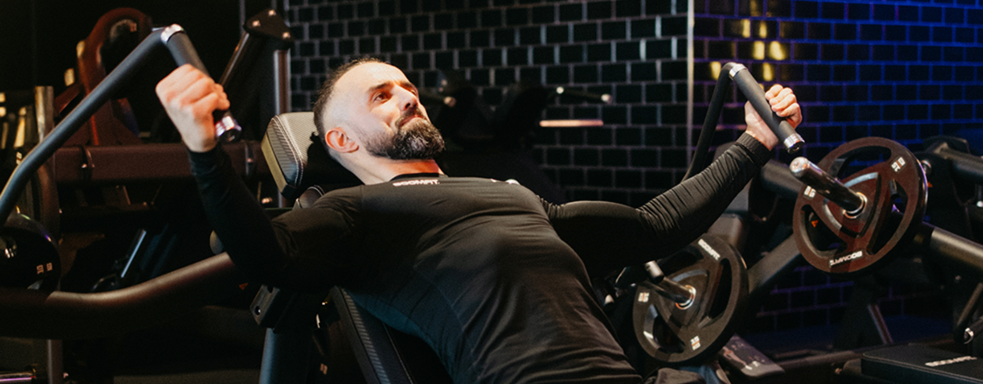 Incline Chest Fly Machine: Treino controlado, seguro e eficaz para os músculos peitorais