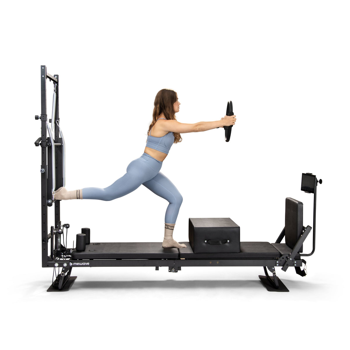 Mewave Pilates Reformer with Tower Preto