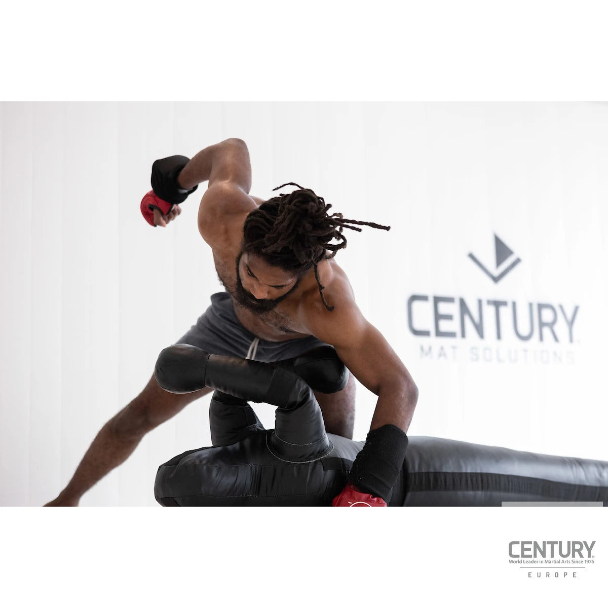 Boneco de Grappling Century Black