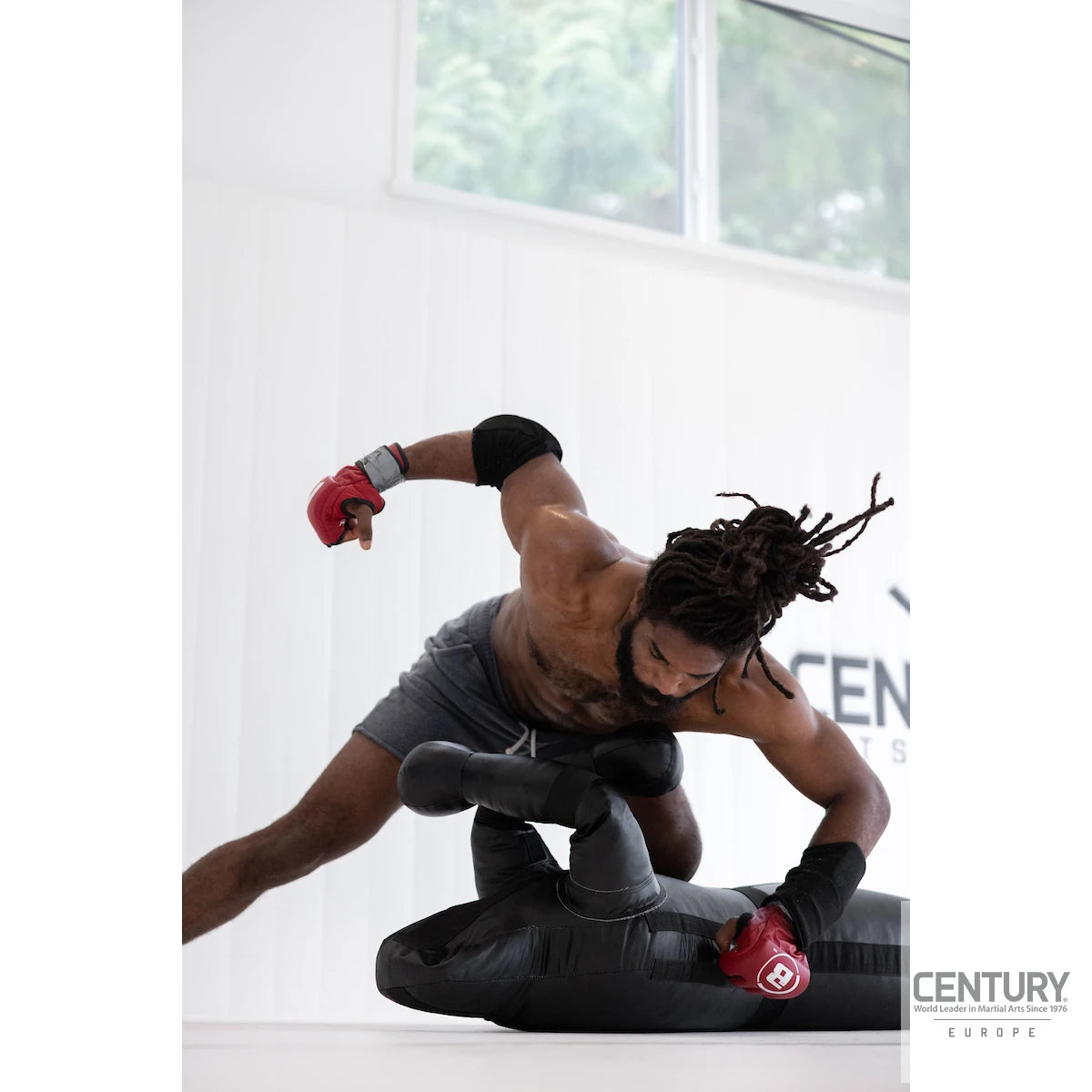 Boneco de Grappling Century Black